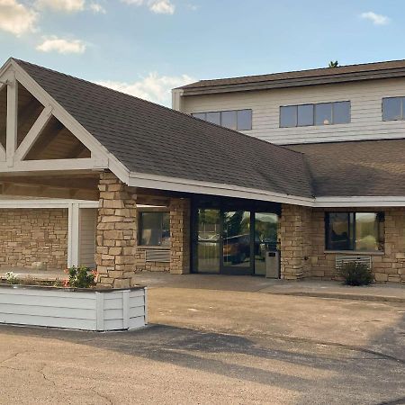 Motel 6 Norway Mi Εξωτερικό φωτογραφία