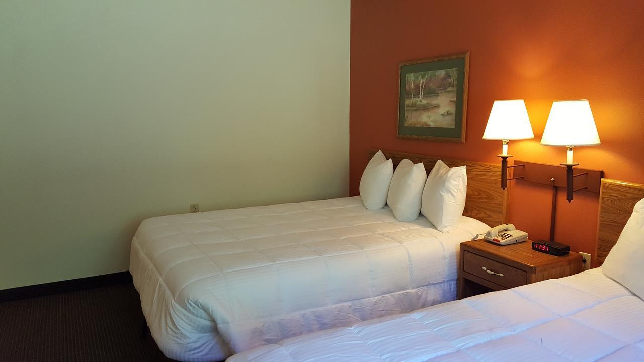 Motel 6 Norway Mi Εξωτερικό φωτογραφία