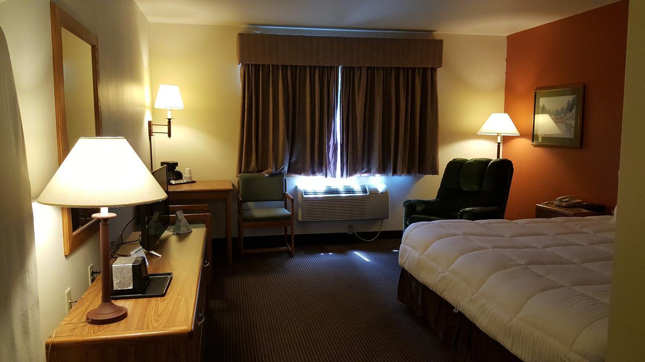 Motel 6 Norway Mi Εξωτερικό φωτογραφία